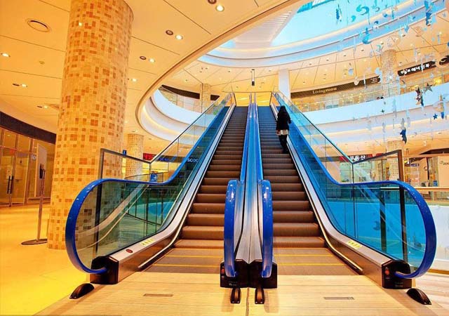 <b>扶梯&人行道 ▪ Escalator & Sidewalk</b>